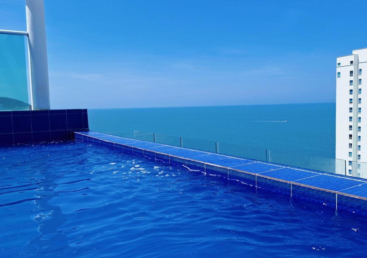 8 Vista Al Mar, Playa Rodadero, Apartment *